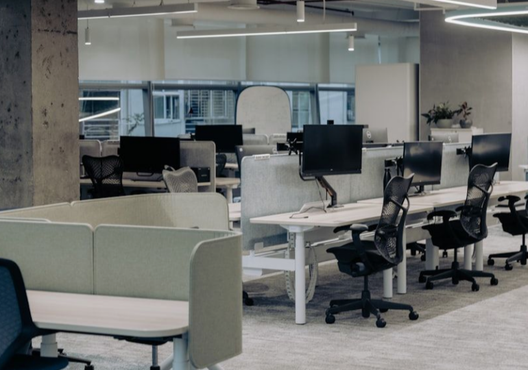 В Самаре 27% сотрудников 28 декабря отпустят домой с работы пораньше