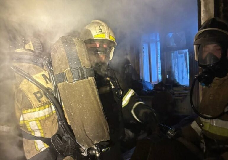 В Самаре из пожара спасли трех человек