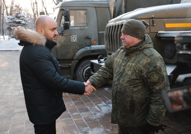 Губернатор Самарской области Вячеслав Федорищев передал партию техники для бойцов в зону СВО