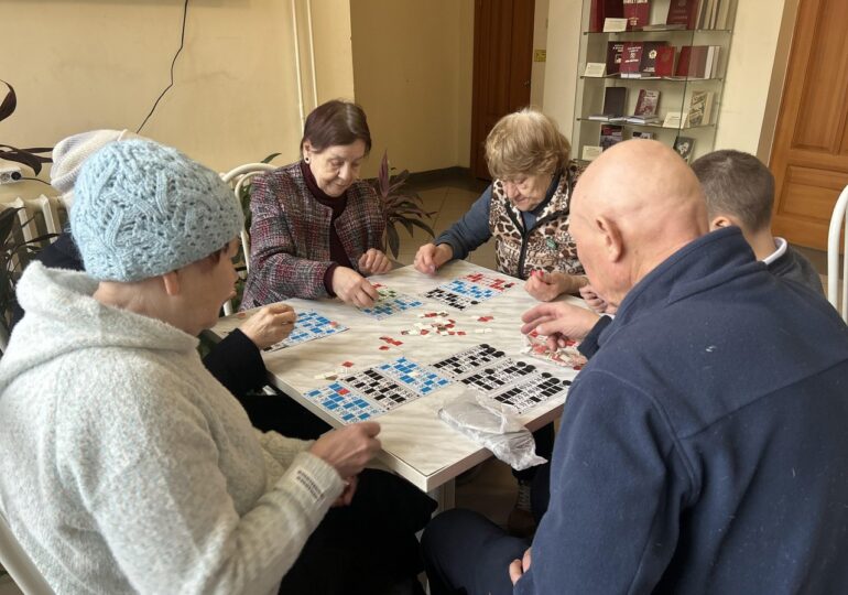 Самарцев приглашают сыграть в шахматы и джакколо во Дворце ветеранов