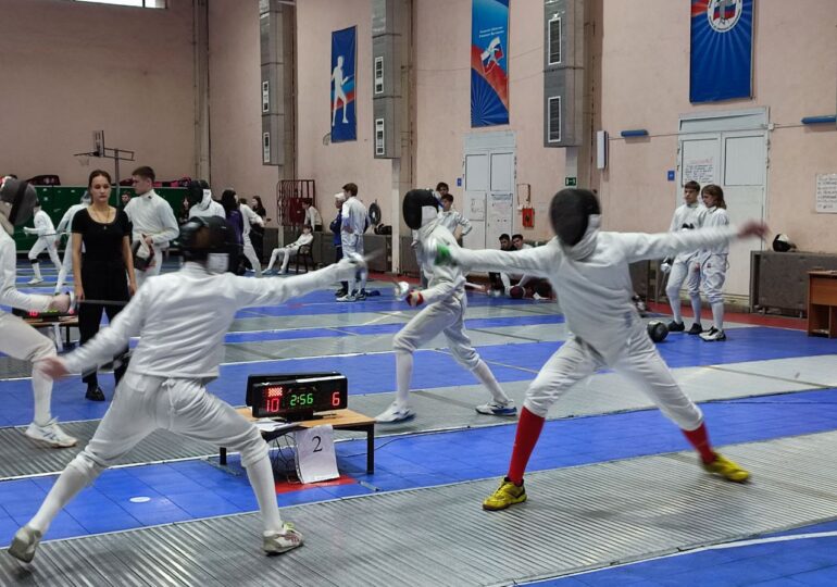 В Самаре проходит первенство ПФО на шпагах