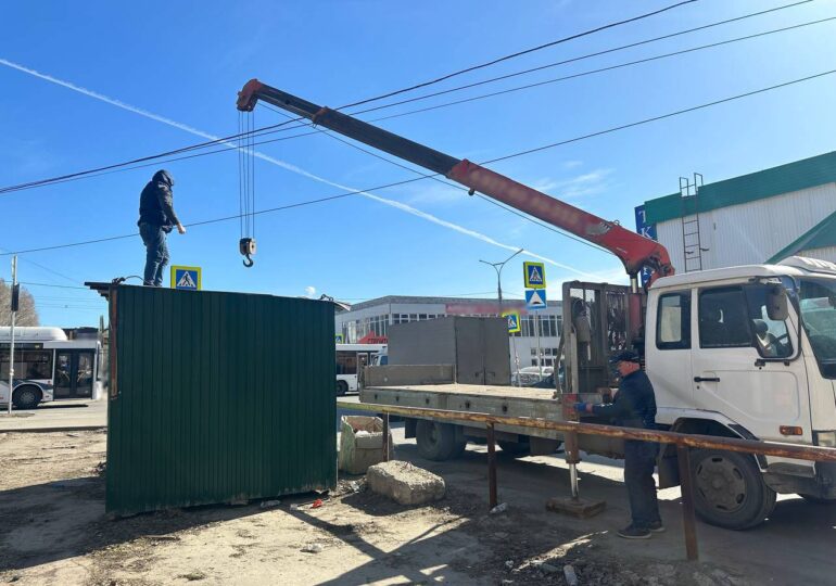В Самаре продолжают сносить незаконные объекты потребительского рынка