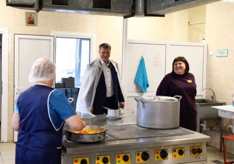 Иван Носков проверил готовность детских лагерей Самары к летнему сезону