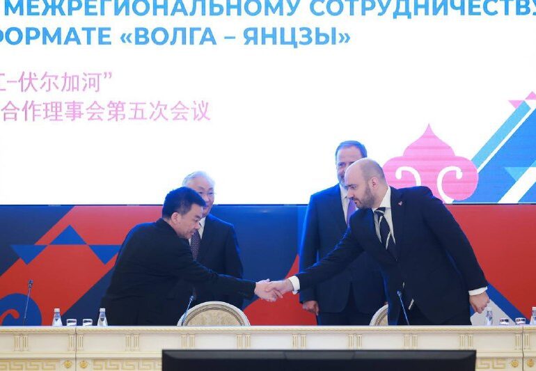 Вячеслав Федорищев подписал соглашение о сотрудничестве Самарской области с китайской провинцией Цзянси