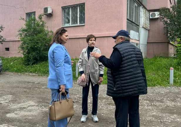 В Октябрьском районе Самары провели межевание участка на Полевой