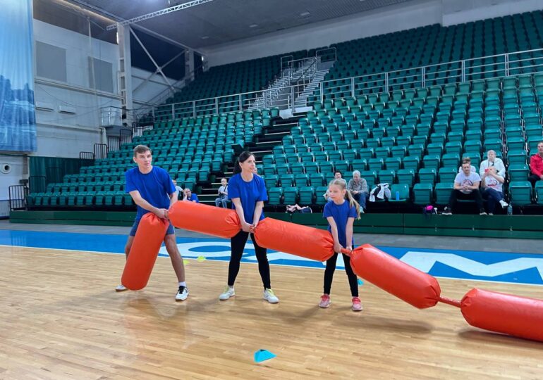 В Самаре проходят соревнования «Моя семья — спортивная семья»