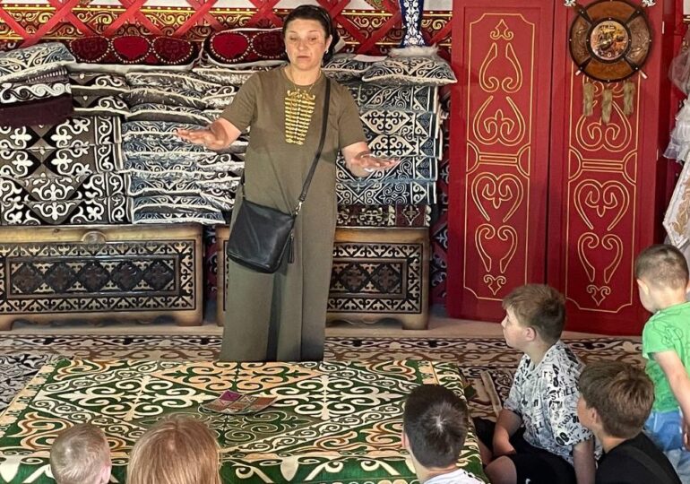 В Самаре для семей участников СВО и детей с ОВЗ организовали экскурсию