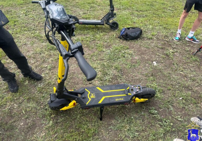 В Самаре 13-летний парень на самокате сбил велосипедиста