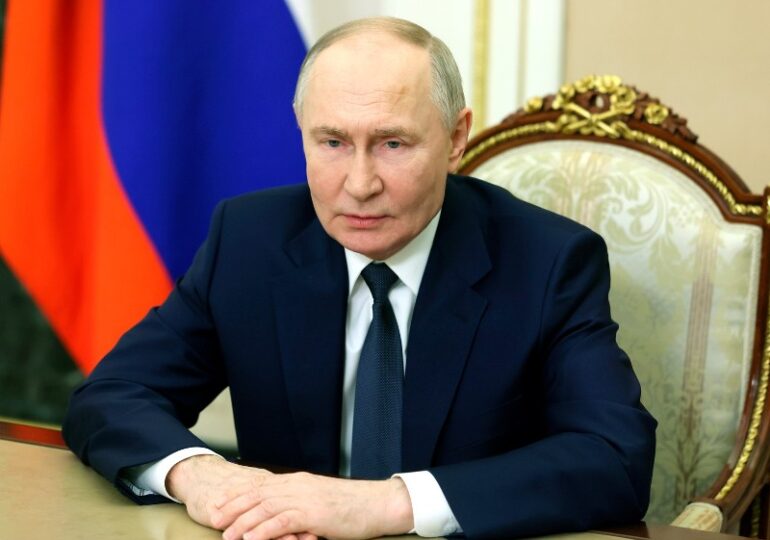 Владимир Путин и Дональд Трамп провели телефонный разговор