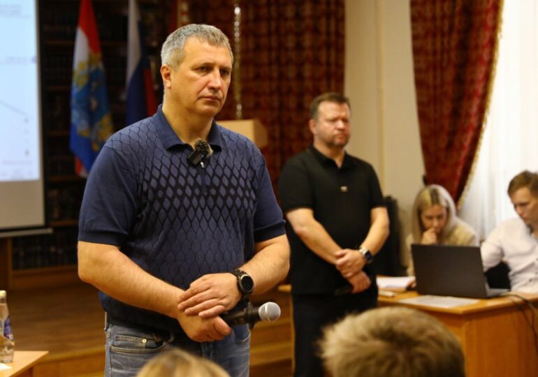 Иван Носков встретился с жителями Самарского района