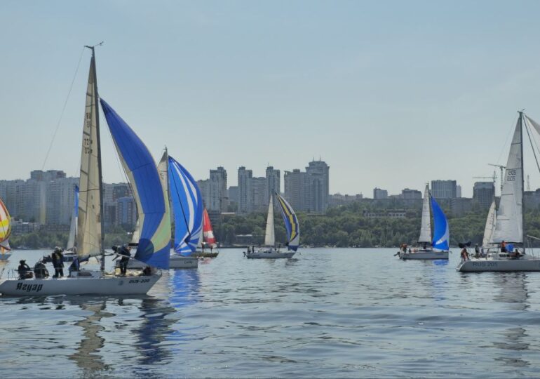 В акватории Саратовского водохранилища проходит финал Поволжской регаты