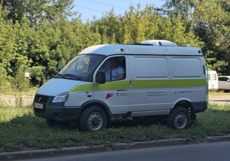 В Октябрьском районе Самары расположился «Автобус здоровья»