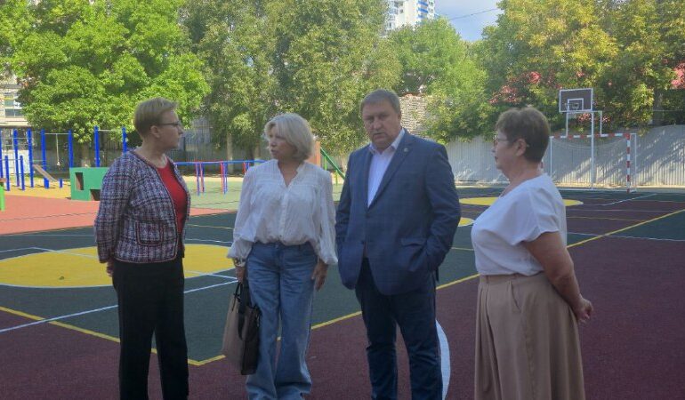 В Самаре проверяют избирательные участки на предмет их доступности для маломобильных граждан