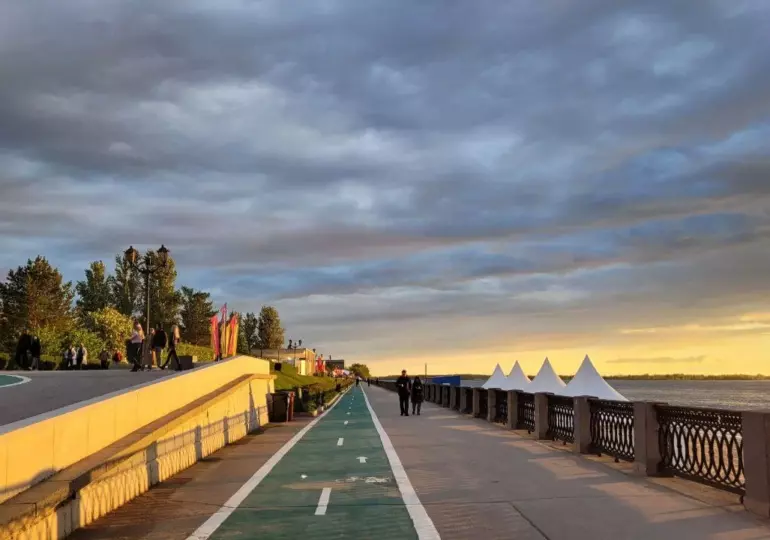 На самарской набережной в День флага выступит духовой оркестр