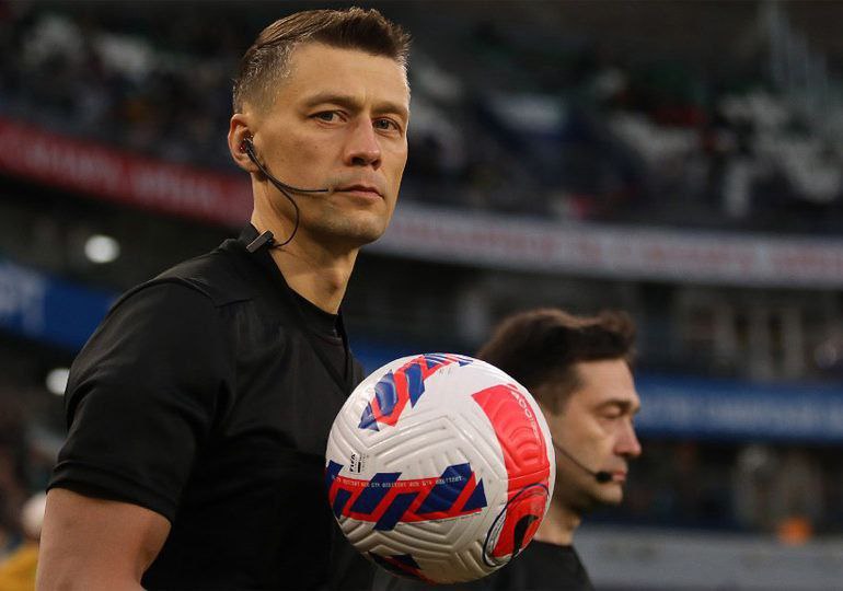 Матч между ЦСКА и «Акроном» рассудит Василий Казарцев