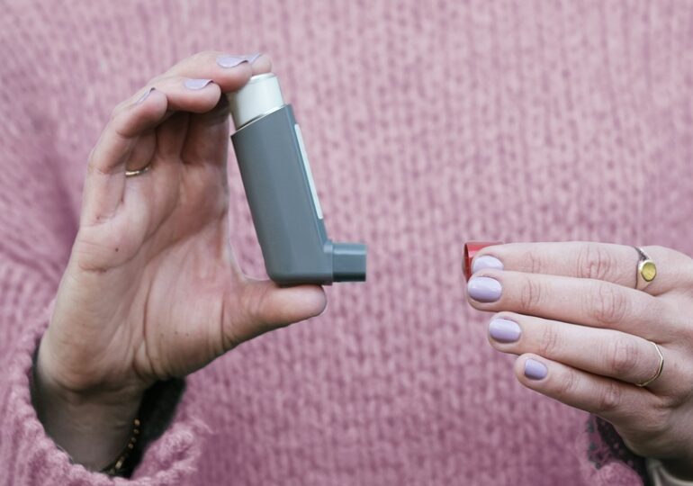 Самарцам рассказали, на что обратить внимание при бронхиальной астме у ребенка