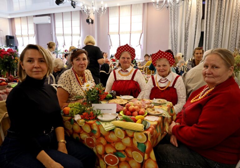 В самарском Дворце ветеранов прошел слет «Осенний калейдоскоп»