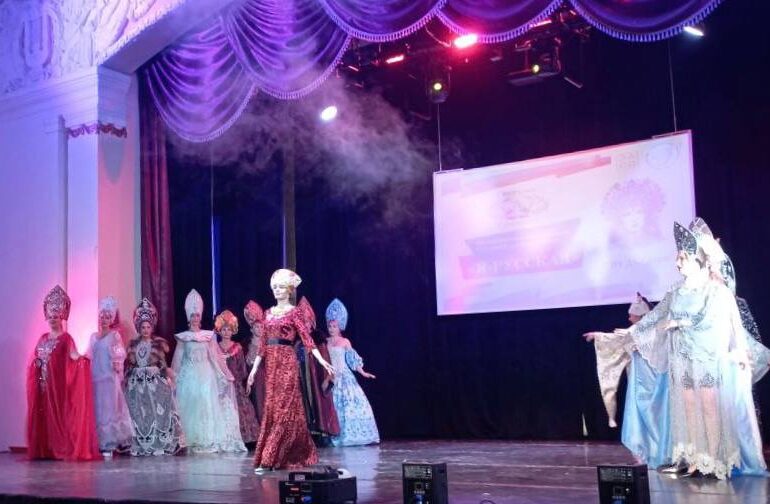 В Самаре прошел межрегиональный фестиваль русской культуры и моды «Я — русская»