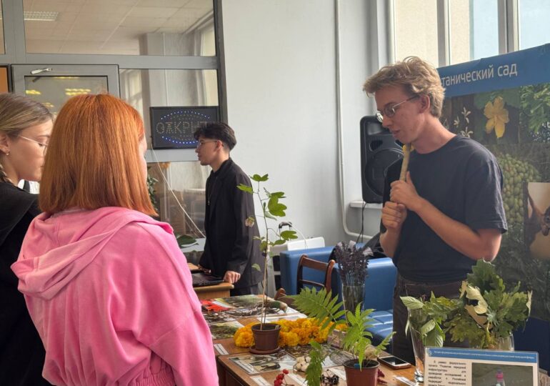 В Самарском университете прошел День биолога