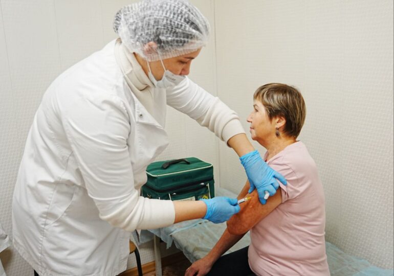 Иван Носков призвал самарцев вакцинироваться от гриппа и ОРВИ