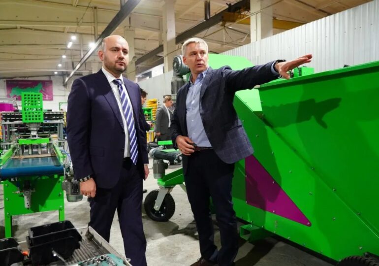 Вячеслав Федорищев посетил Волжский завод технологического оборудования в Тольятти