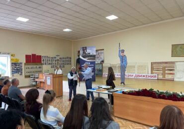 В самарском музее автотранспорта наградили сотрудников транспортного предприятия