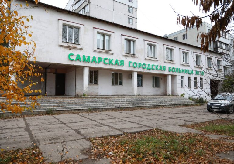 Глава Самары Иван Носков обсудил благоустройство территорий у больницы №10