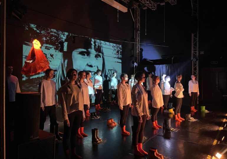 В Самаре проходит премьера спектакля «В поиске смыслов»