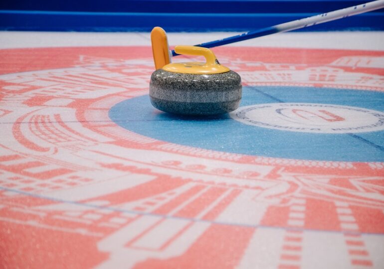 Самарские спортсмены стали победителями всероссийских соревнований по керлингу