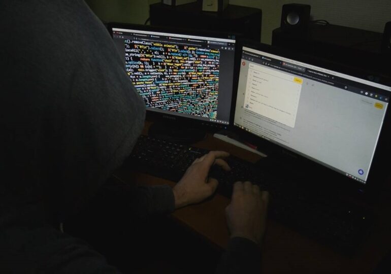 Вербовка через соцсети: как злоумышленники вовлекают молодежь в преступную деятельность