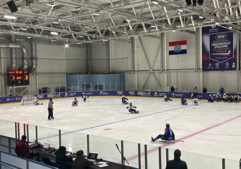 В Самаре проходит третий круг чемпионата России по следж-хоккею