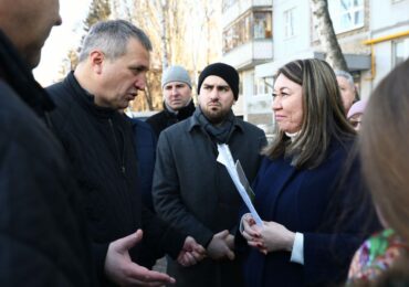 Глава Самары Иван Носков поручил разработать проект нового тротуара во дворе по улице Стара-Загора