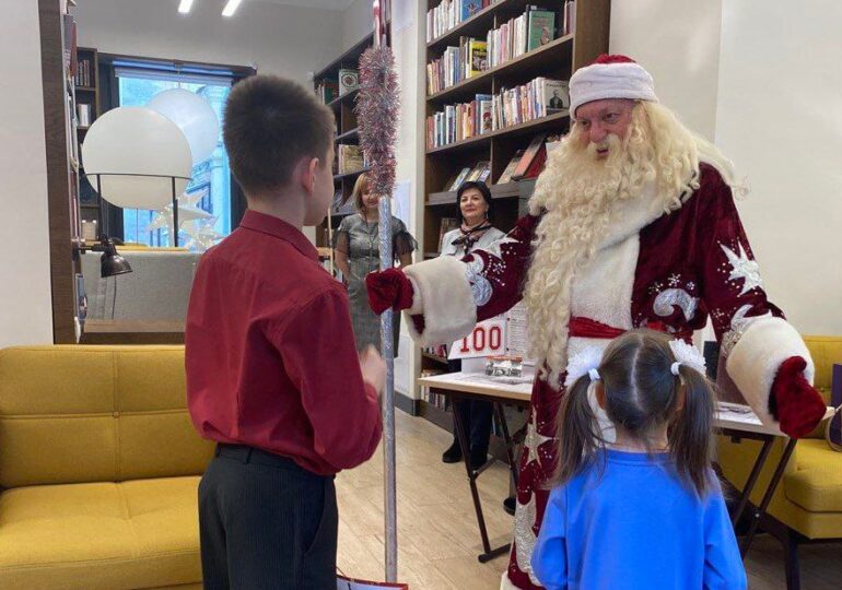 В России 18 ноября отмечают день рождения Деда Мороза