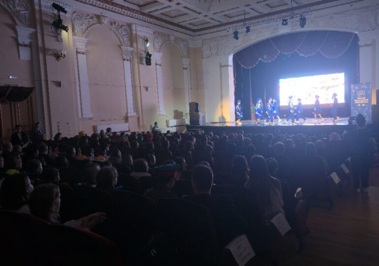 В ДК «Заря» прошел городской этап конкурса-фестиваля юных инспекторов движения