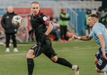 Капитан «Акрона» Константин Савичев получил травму в матче с «Сочи»