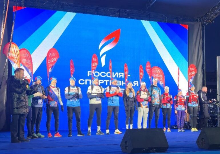 В Самаре начался массовый забег «Чистый спорт»