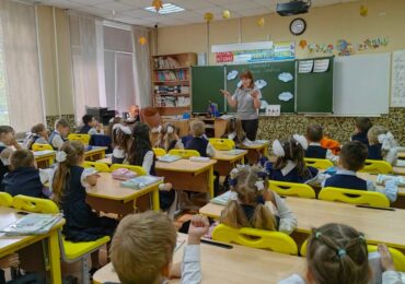 В Самаре добровольцы поисково-спасательного отряда провели более 40 «Уроков безопасности» в школах