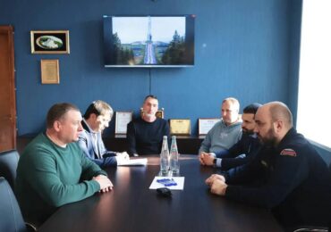 Губернатор Самарской области Вячеслав Федорищев работал в городе Снежное ДНР