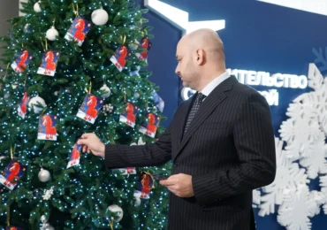 Губернатор Вячеслав Федорищев принял участие в акции «Елка желаний»