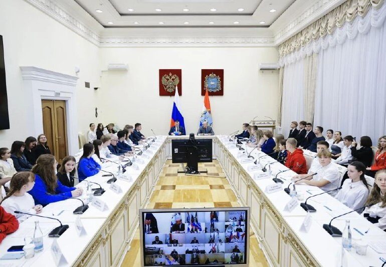 В Самарской области провели заседание корсовета по взаимодействию с «Движением Первых»