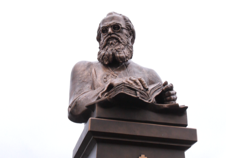 В Самаре открыли памятник святителю Луке Крымскому