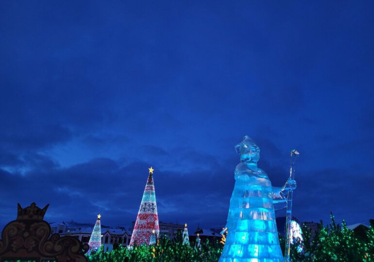 Арт-объекты по мотивам сказок украсят новогоднюю площадь Куйбышева