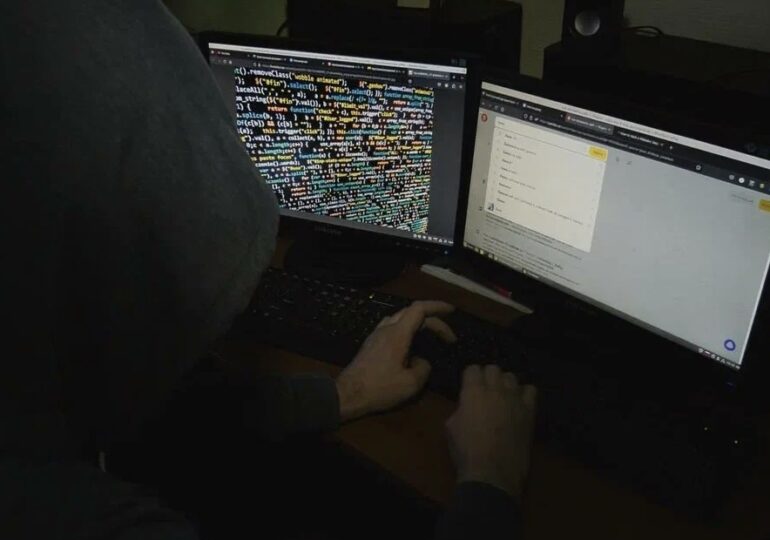 В России благодаря центру безопасности МАХ задержали более 40 мошенников