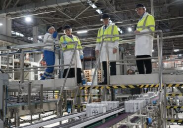 Юлия Ашуркова познакомилась с производством компании «ПепсиКо» в Самаре