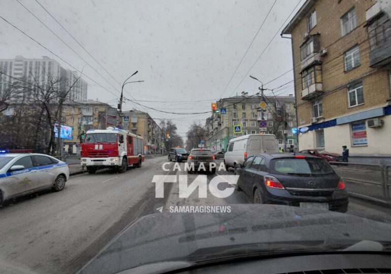 В Самаре в ДТП на пересечении Мичурина и Масленникова пострадал пешеход