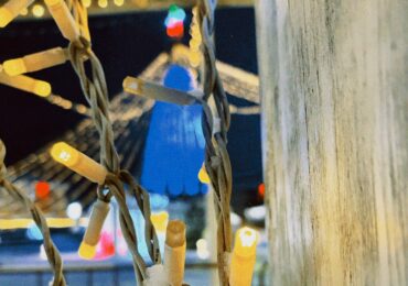 Самарцам дали рекомендации по выбору новогодней гирлянды