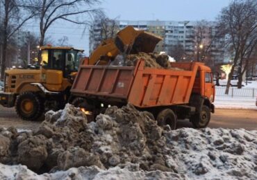 Из Самары 27 декабря вывезли 1 548 т снега