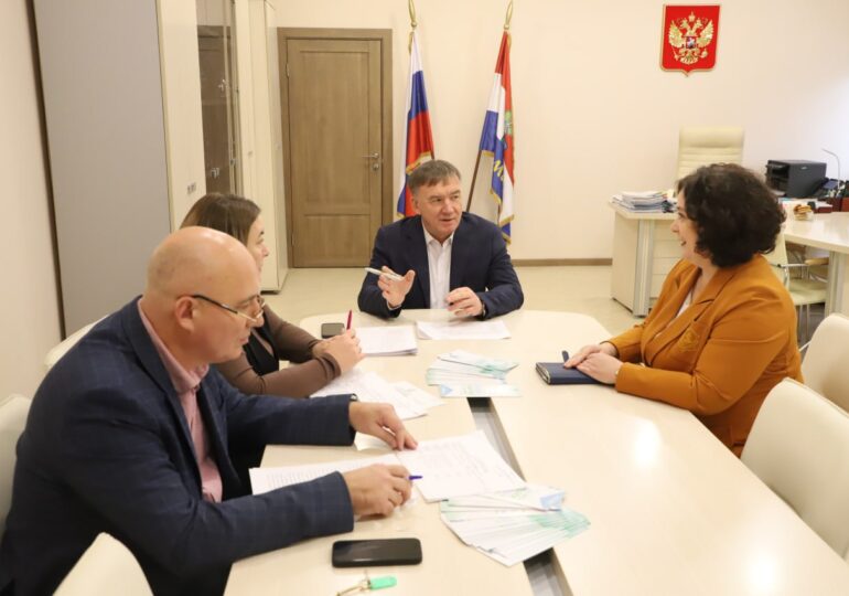 Главы районов Самары провели заключительные в этом году приемы граждан