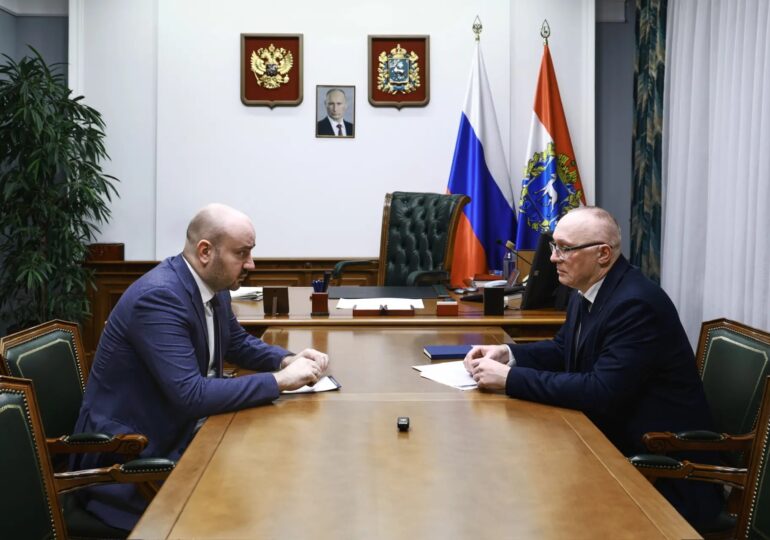 Губернатор Вячеслав Федорищев встретился с главой Красноярского района Юрием Горяиновым