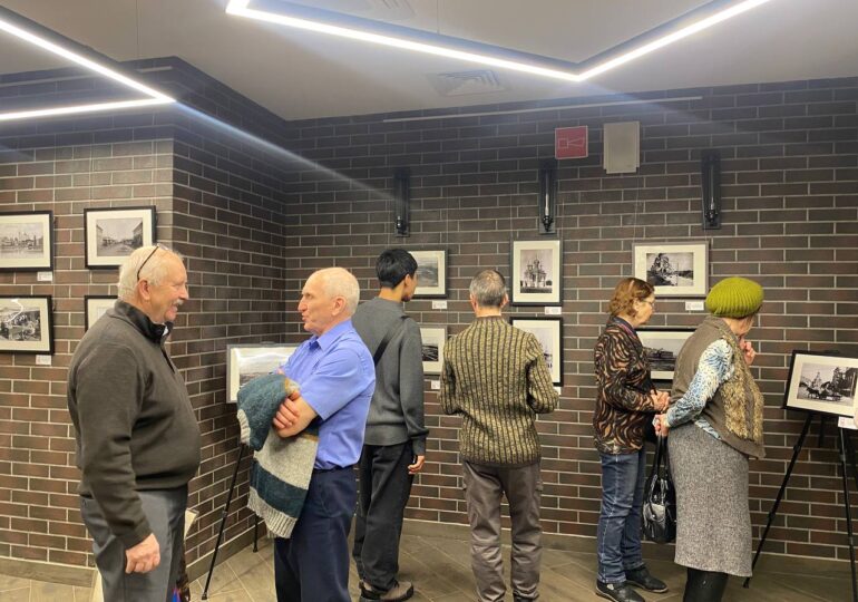 В самарском театре «Мастерская» открыли фотовыставку к 175-летию губернии